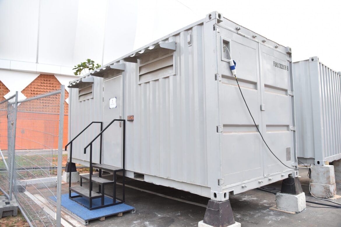 Prefab Modular and Portable Changing Room Units